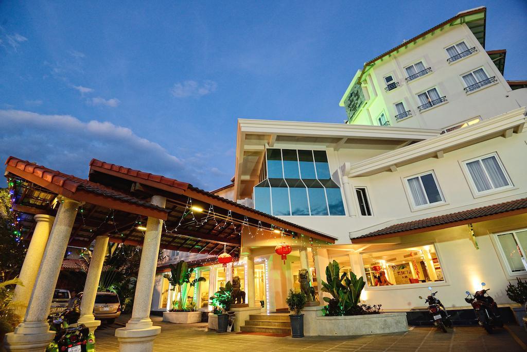 Hotel Nataya Sihanoukville Exterior photo